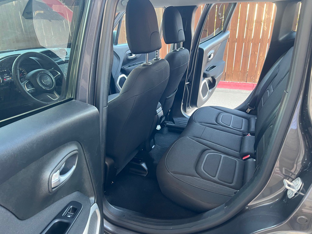 2018 Jeep Renegade Image 19