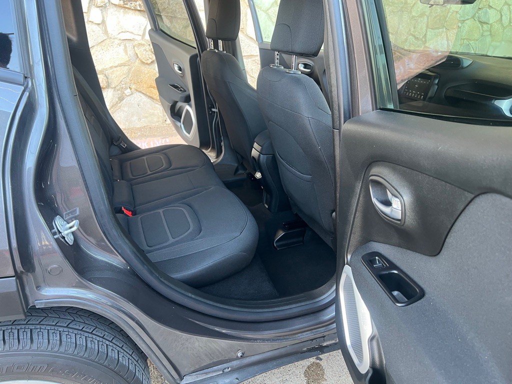 2018 Jeep Renegade Image 23