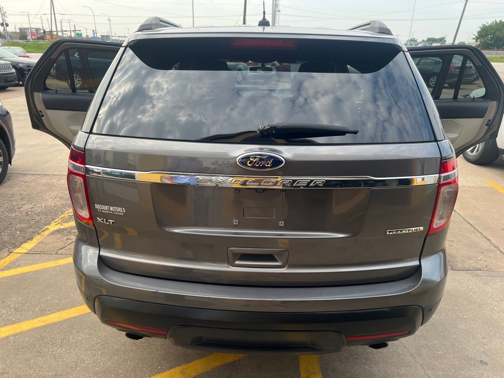 2013 Ford Explorer Image 11