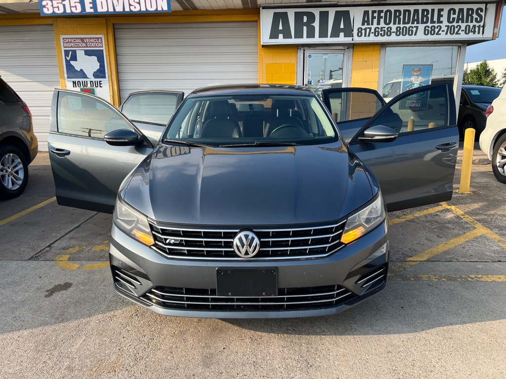 2018 Volkswagen Passat Image 8