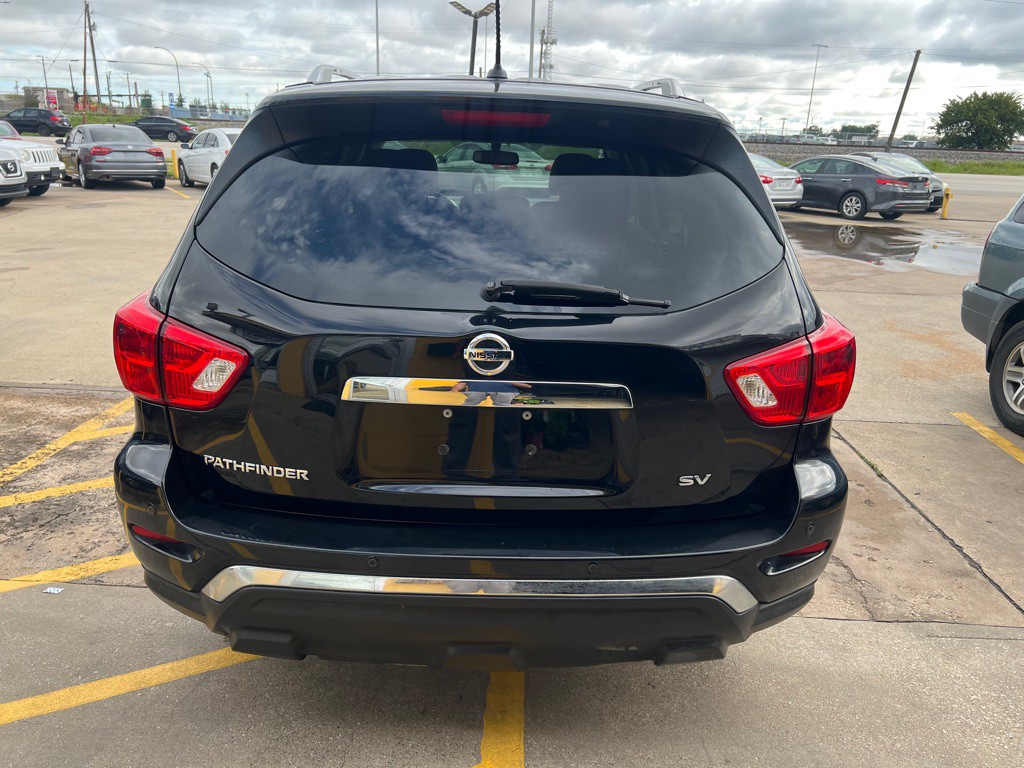 2018 Nissan Pathfinder Image 5