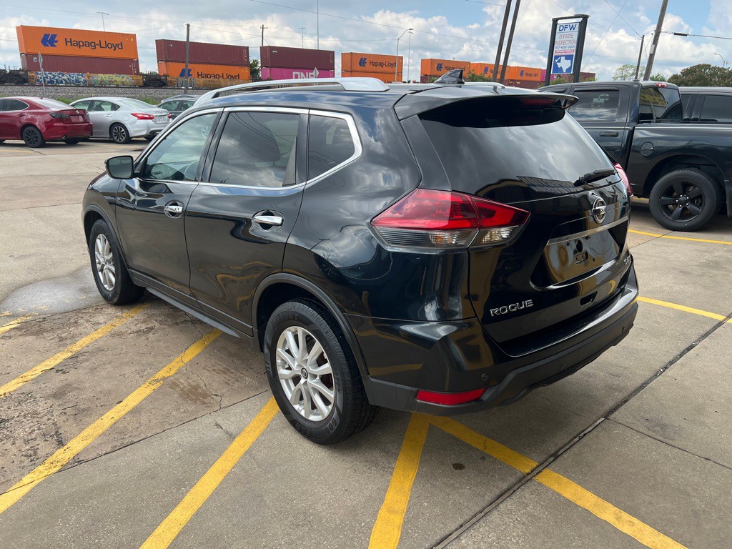 2019 Nissan Rogue Image 4