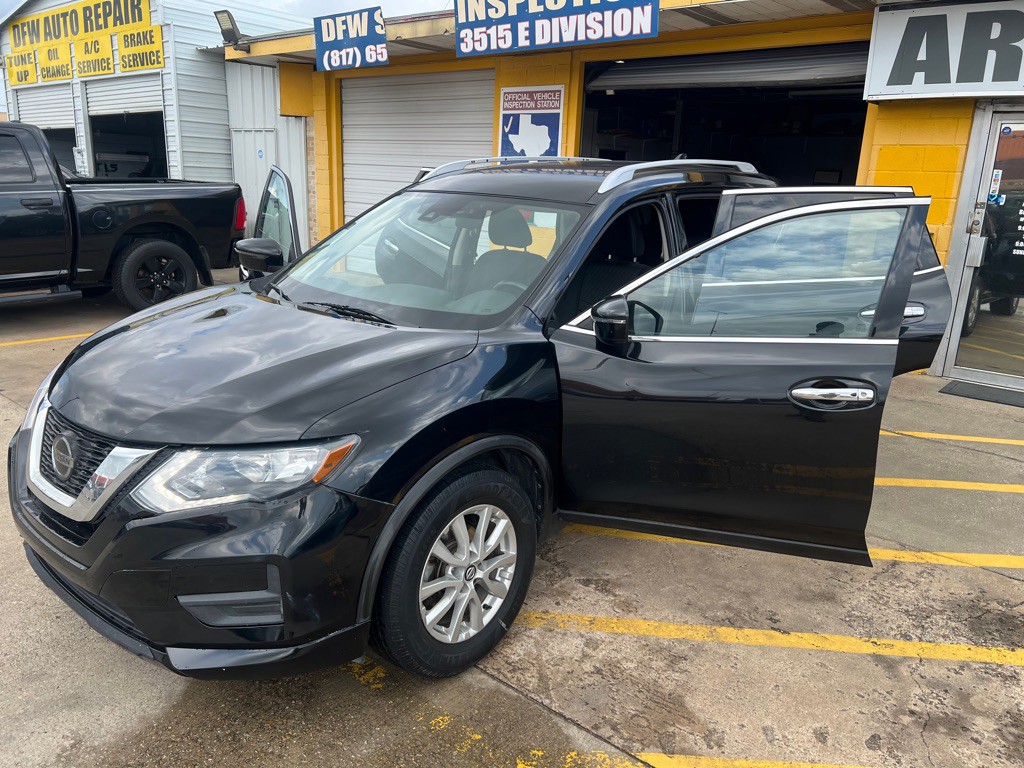 2019 Nissan Rogue Image 9