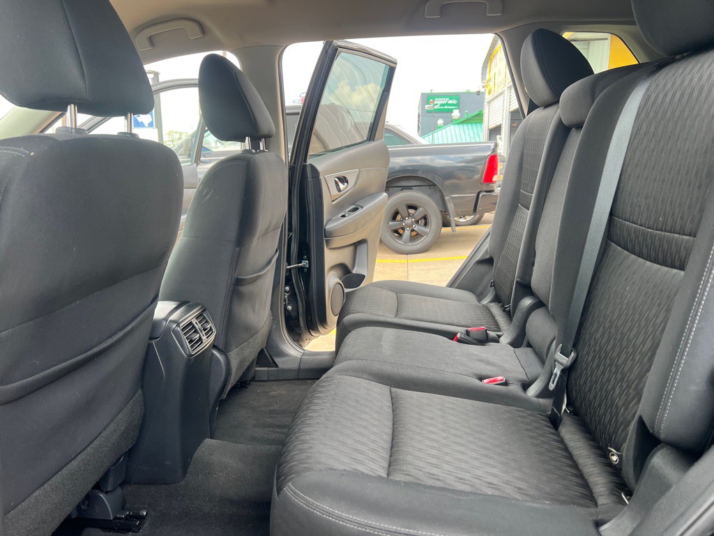 2019 Nissan Rogue Image 14