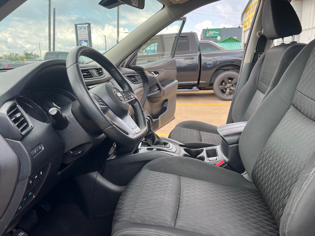 2019 Nissan Rogue Image 15