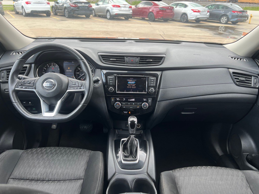 2019 Nissan Rogue Image 17