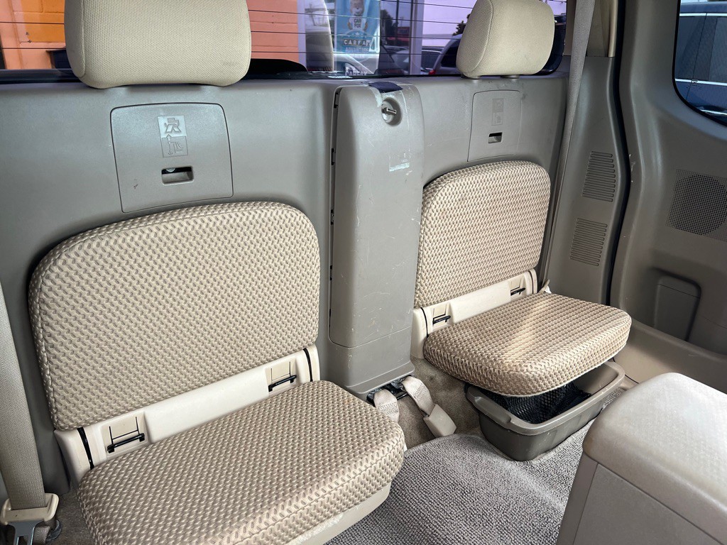 2011 Nissan Frontier Image 16