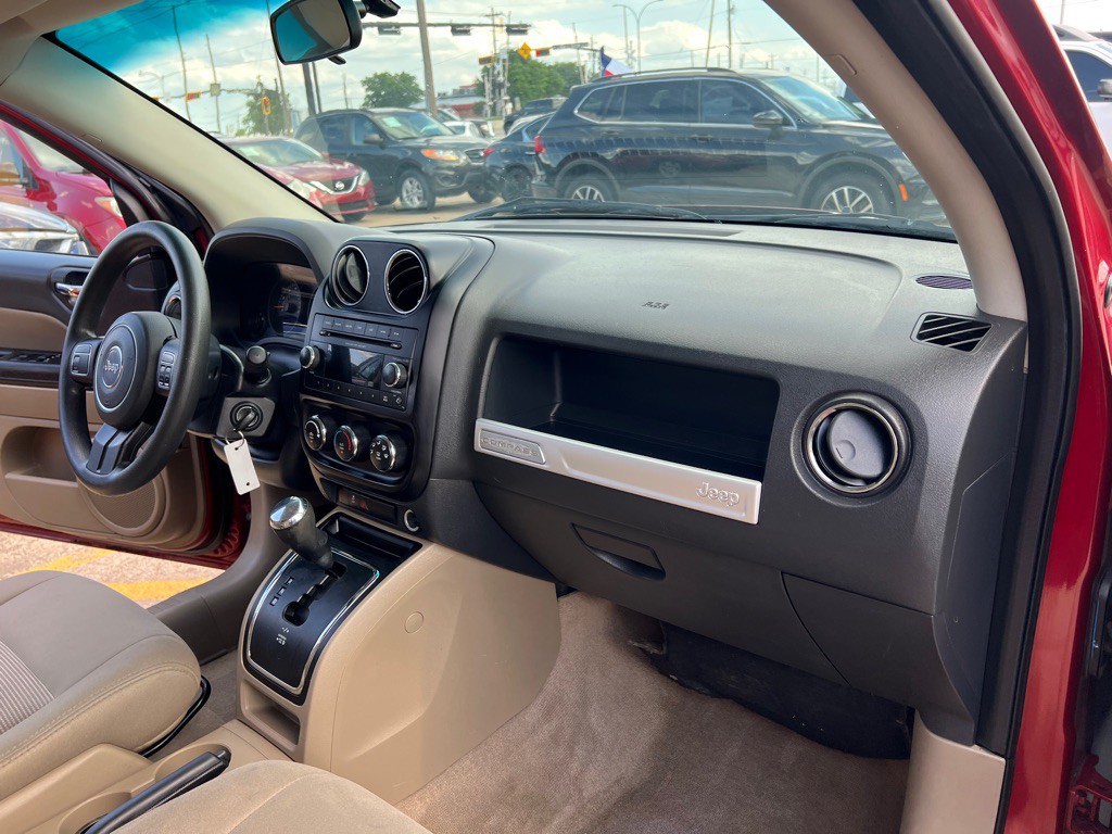 2014 Jeep Compass Image 14