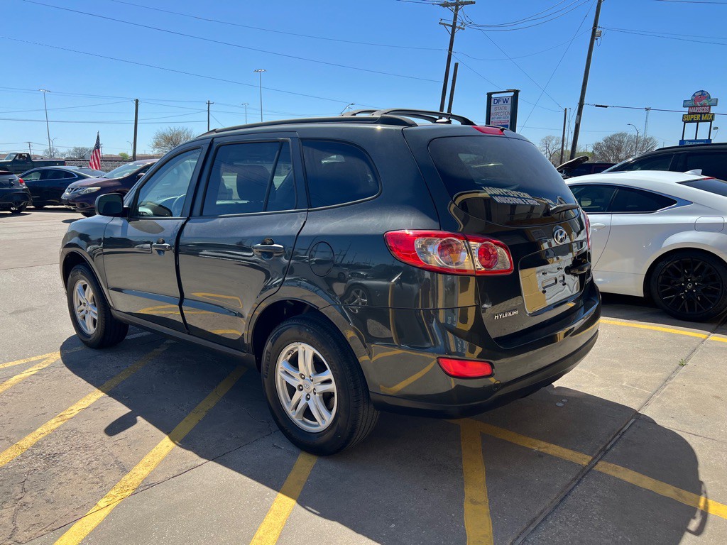 2010 Hyundai Santa Fe Image 4
