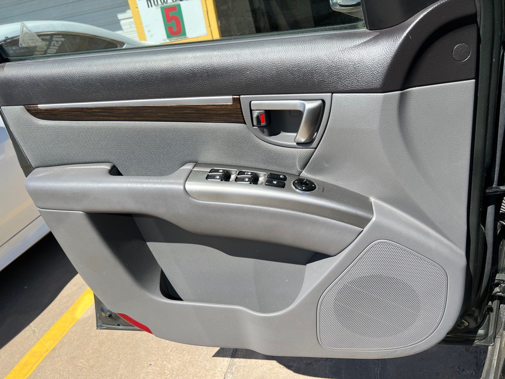 2010 Hyundai Santa Fe Image 13