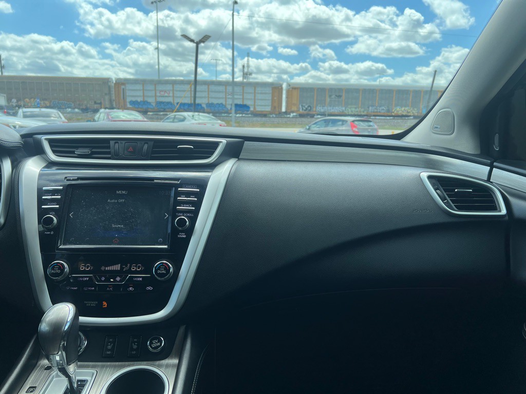 2016 Nissan Murano Image 16