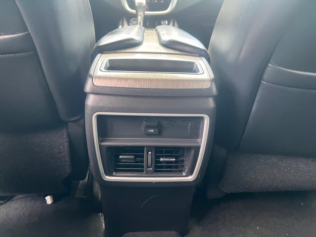 2016 Nissan Murano Image 18