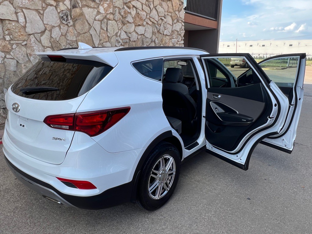 2017 Hyundai Santa Fe Sport Image 11