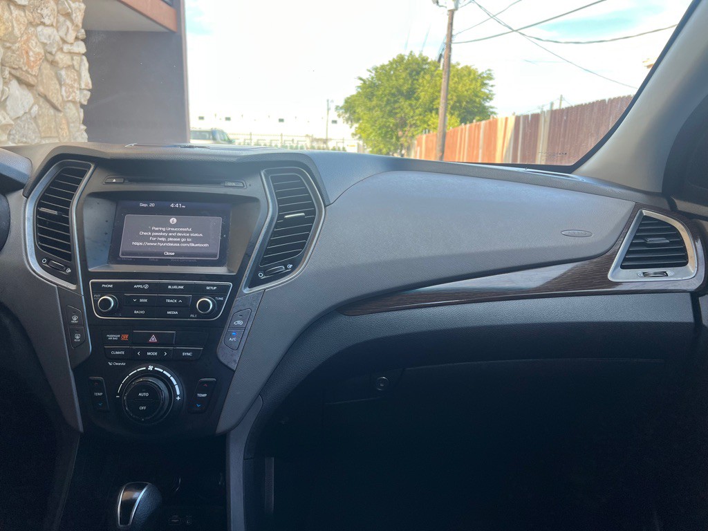 2017 Hyundai Santa Fe Sport Image 17