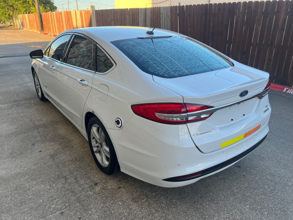 2018 Ford Fusion Image 5