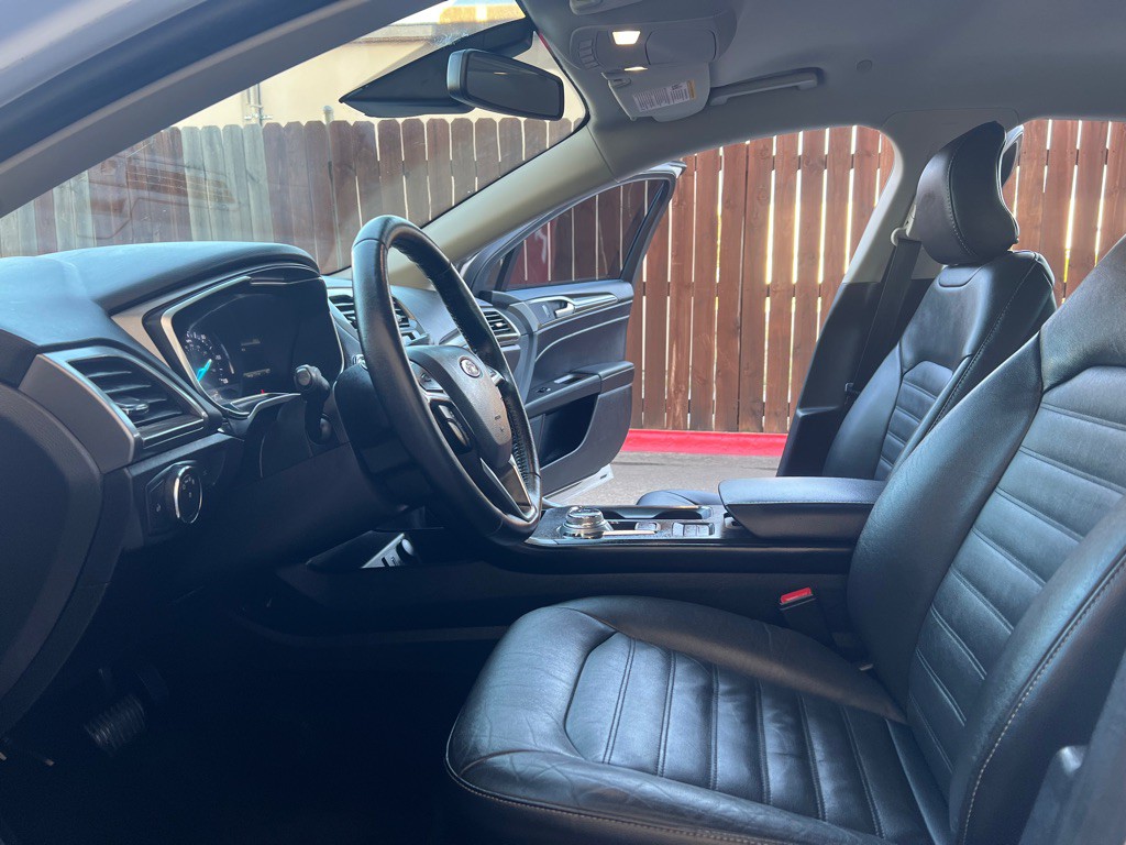 2018 Ford Fusion Image 11