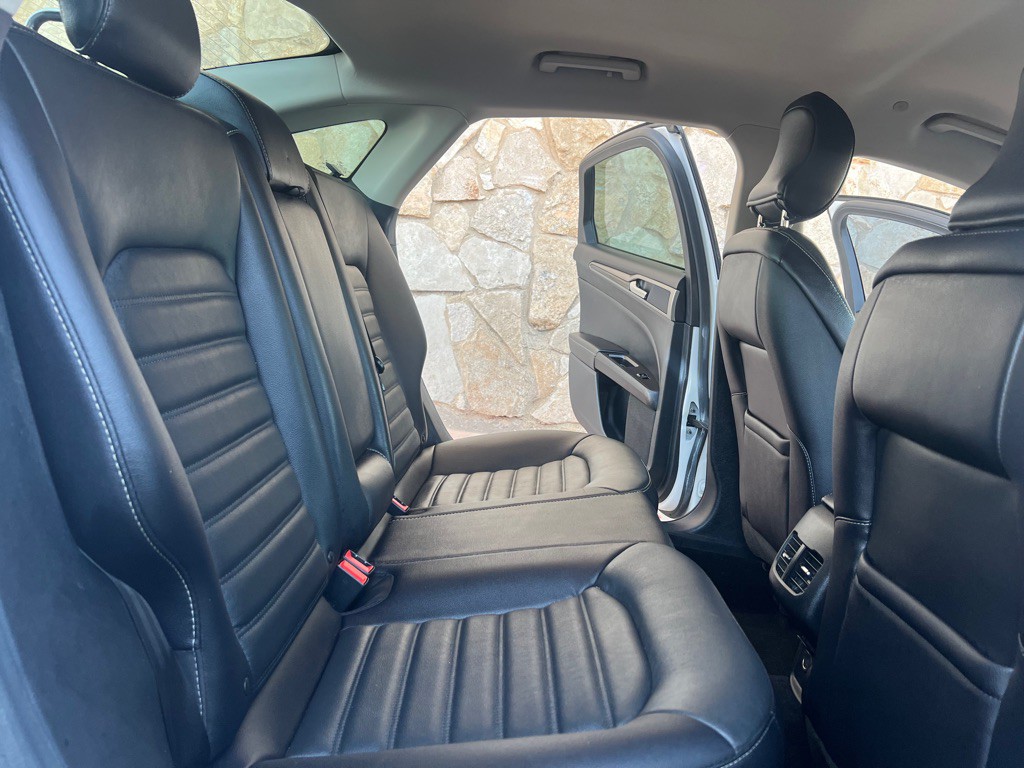 2018 Ford Fusion Image 14