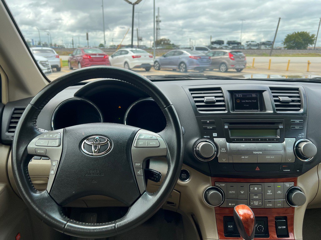 2008 Toyota Highlander Image 16