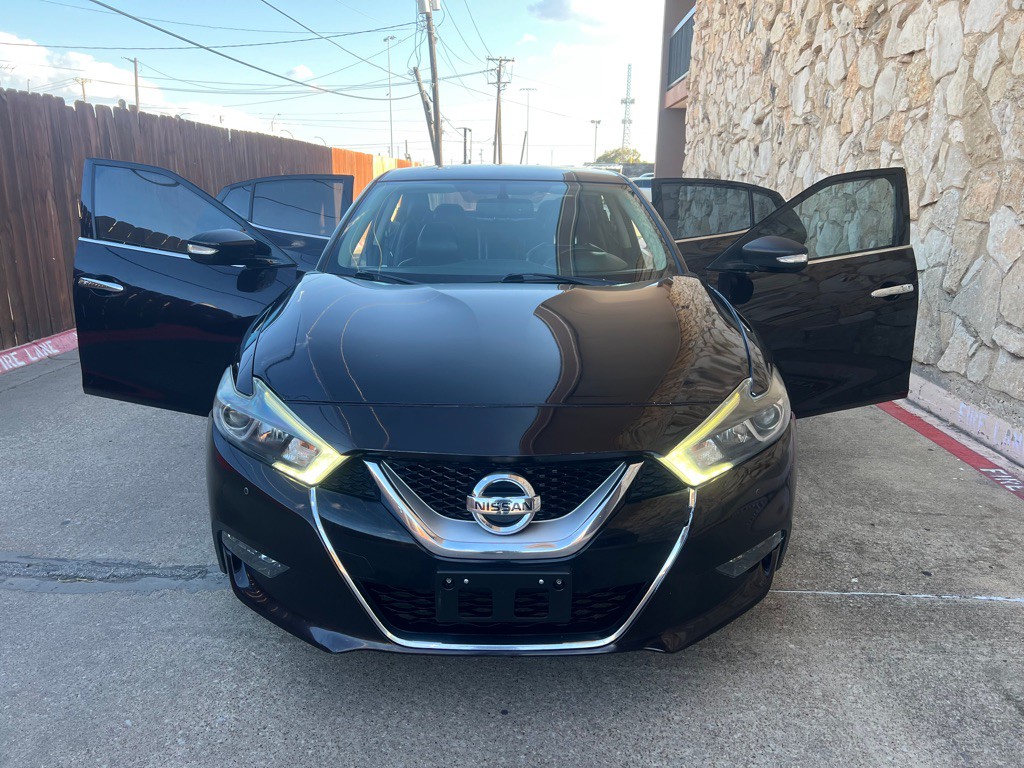 2016 Nissan Maxima Image 8