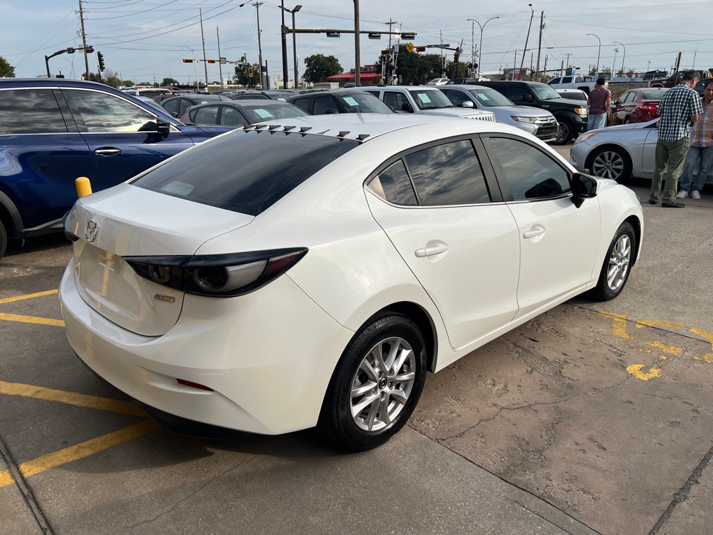 2016 Mazda Mazda3 Image 4