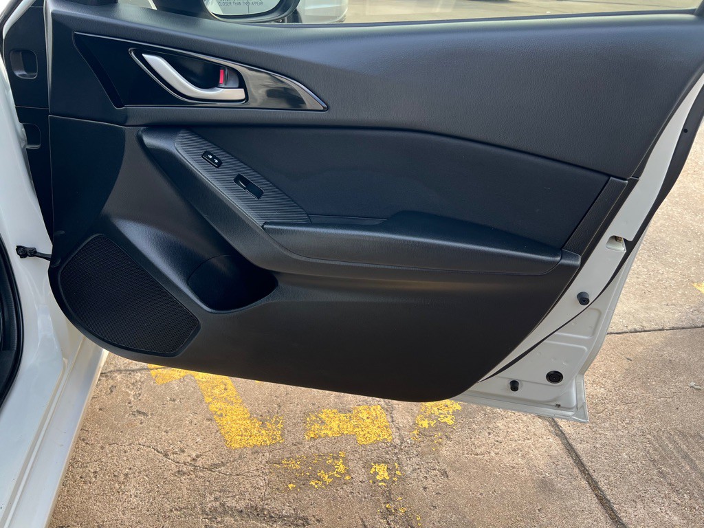 2016 Mazda Mazda3 Image 14