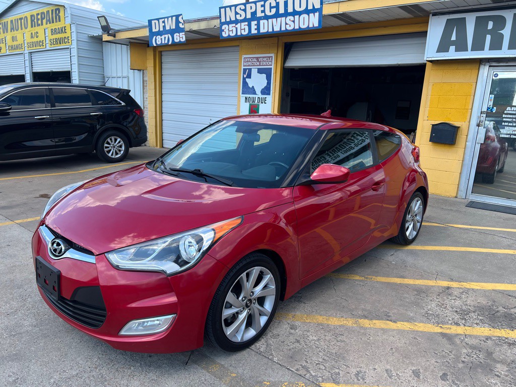 2017 Hyundai Veloster Image 3