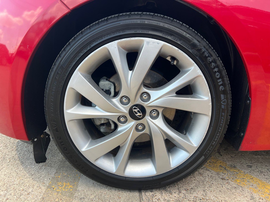 2017 Hyundai Veloster Image 20
