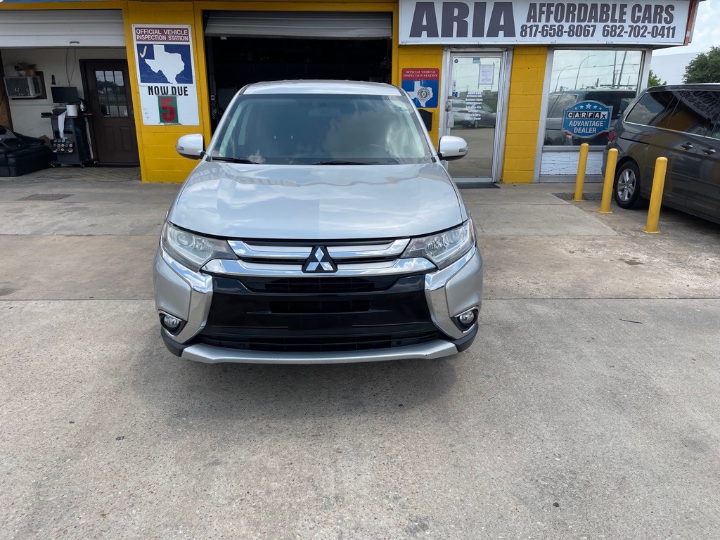 2018 Mitsubishi Outlander Image 6
