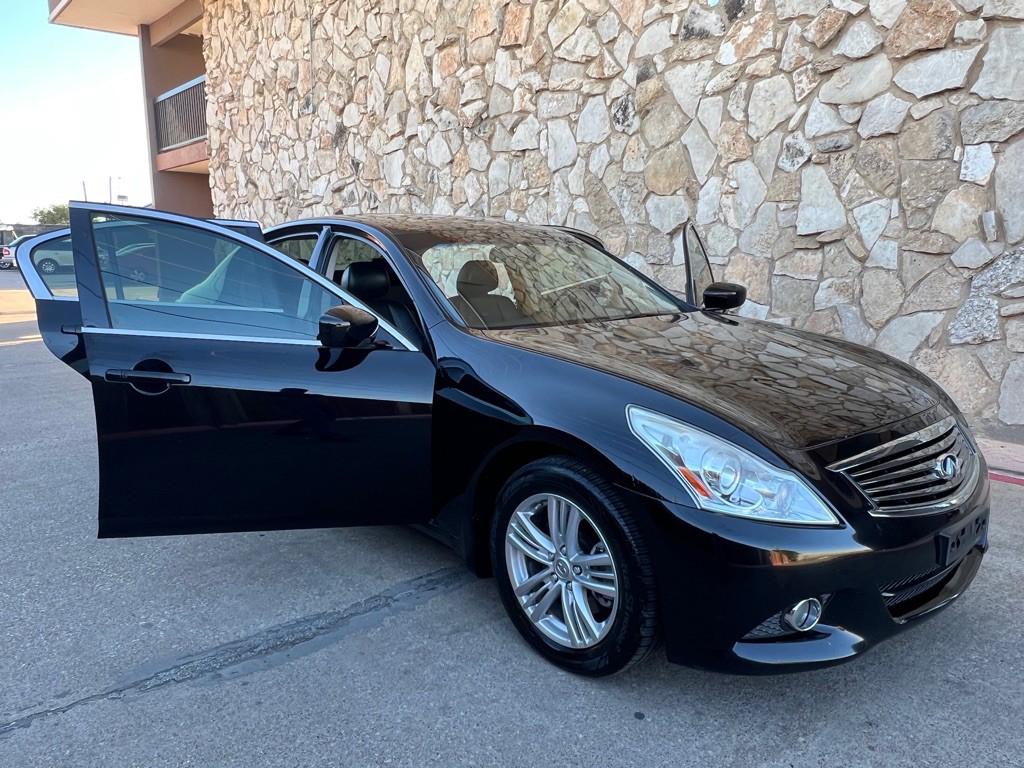 2013 INFINITI G37 Image 6
