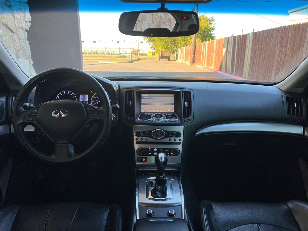 2013 INFINITI G37 Image 19