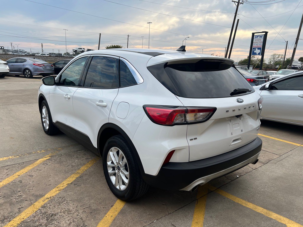 2020 Ford Escape Image 4