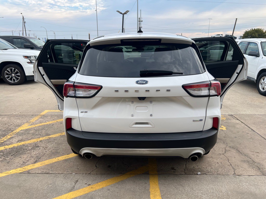 2020 Ford Escape Image 11