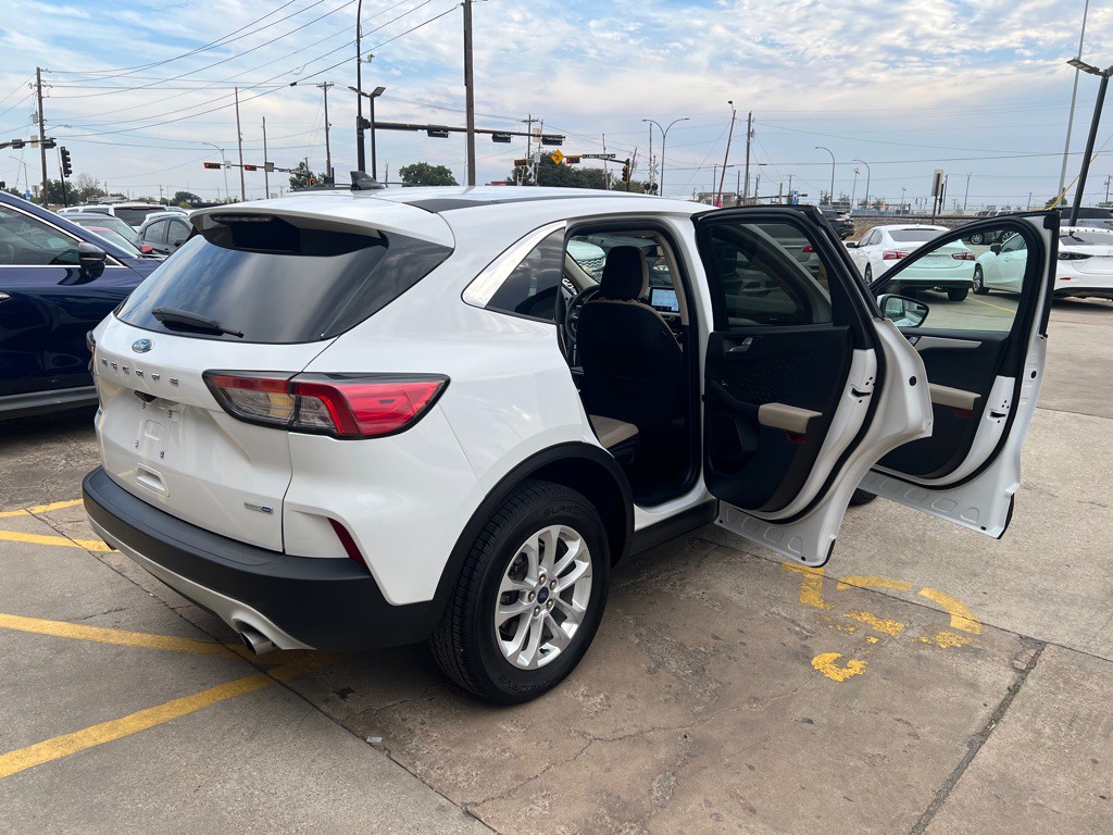 2020 Ford Escape Image 12