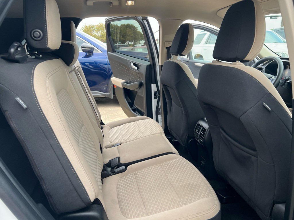 2020 Ford Escape Image 15