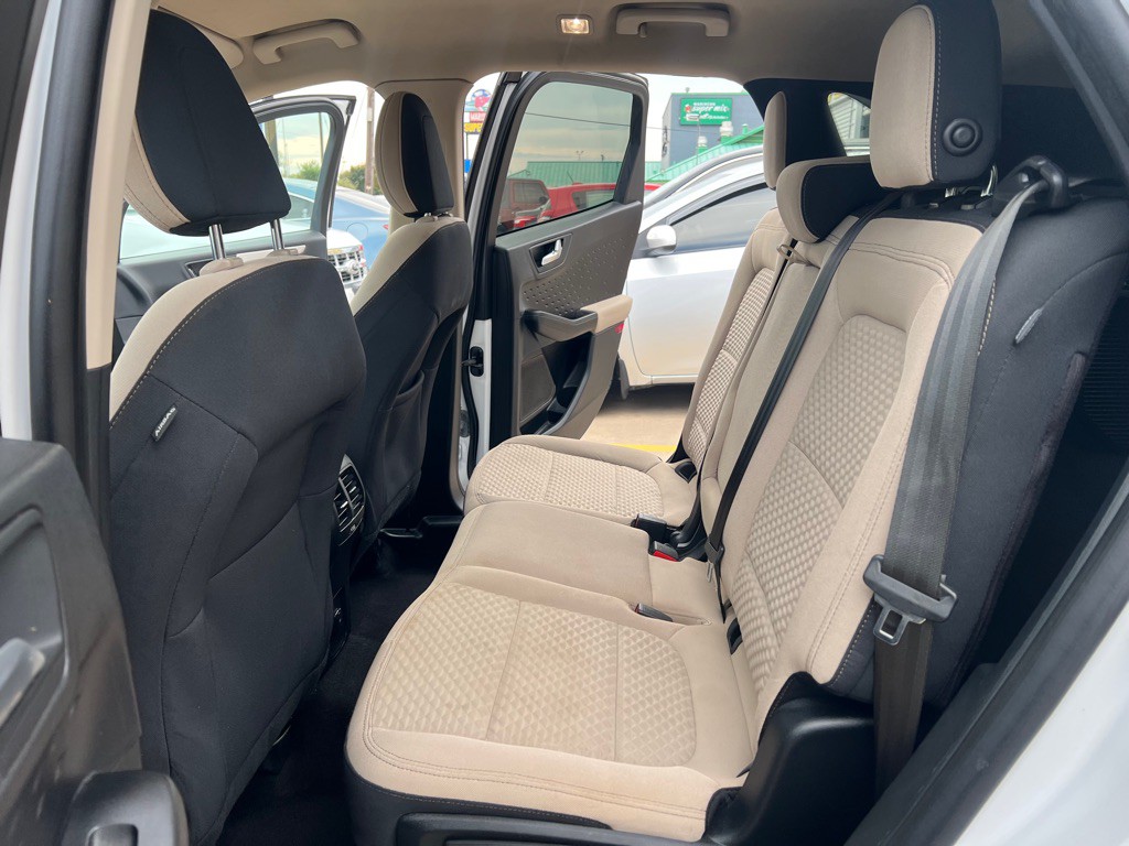 2020 Ford Escape Image 16