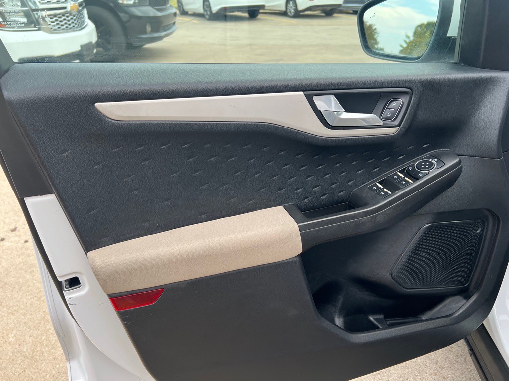 2020 Ford Escape Image 18