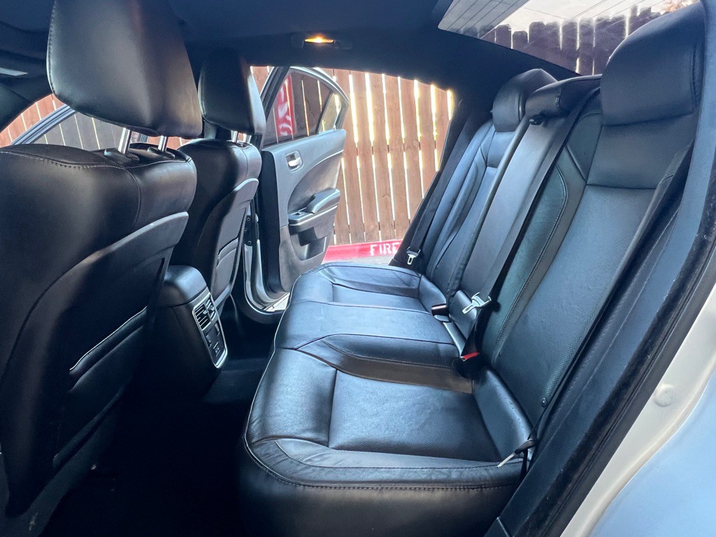 2019 Dodge Charger Image 19