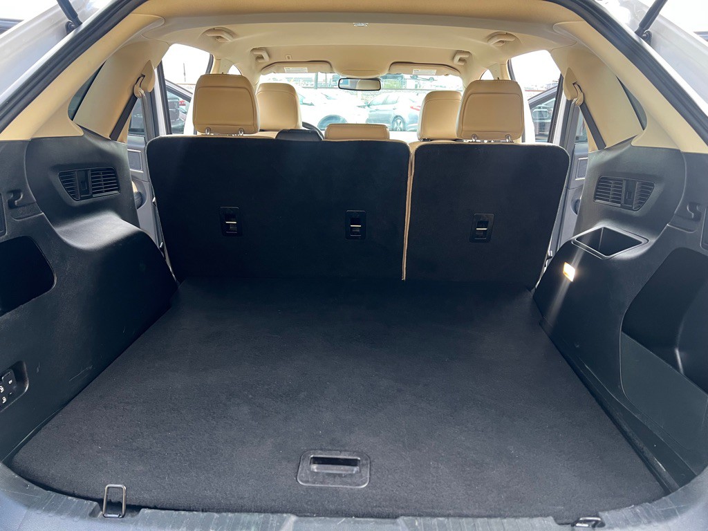 2021 Ford Edge Image 19