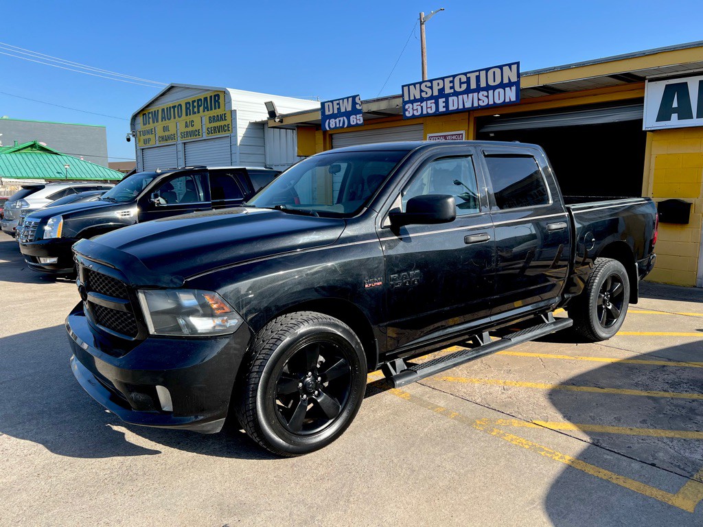 2018 RAM 1500 Image 3