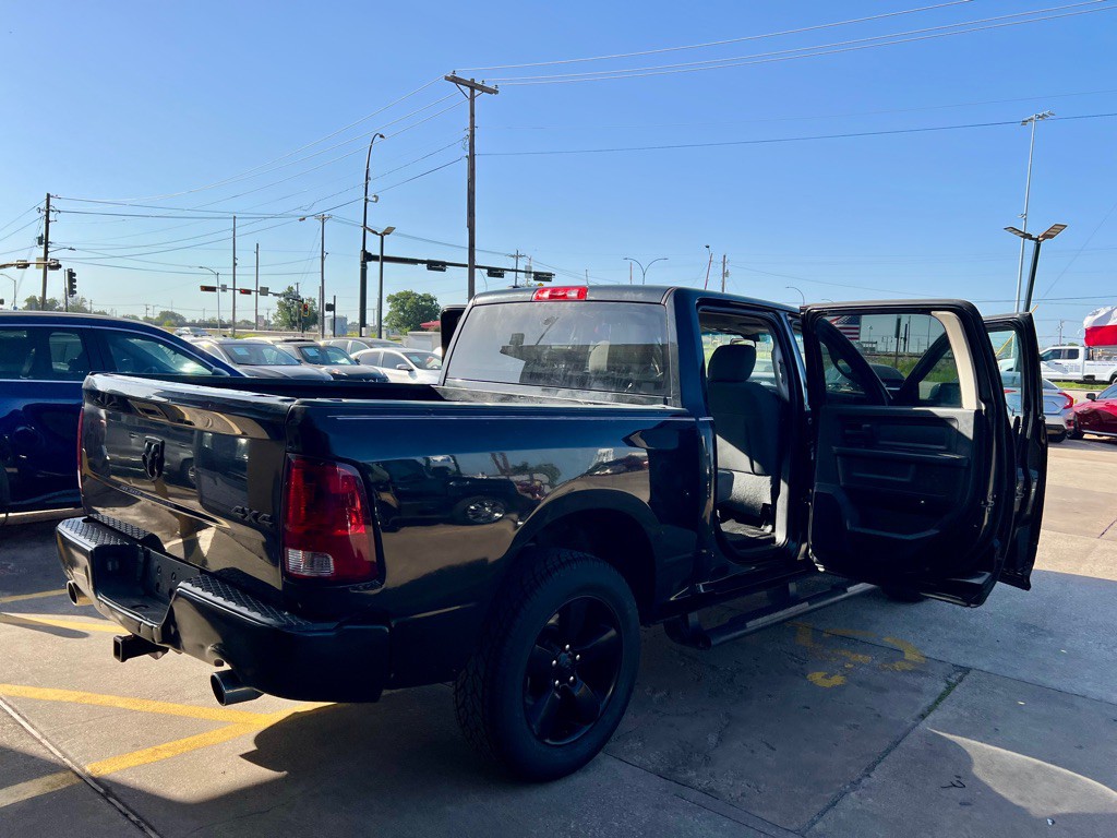 2018 RAM 1500 Image 12