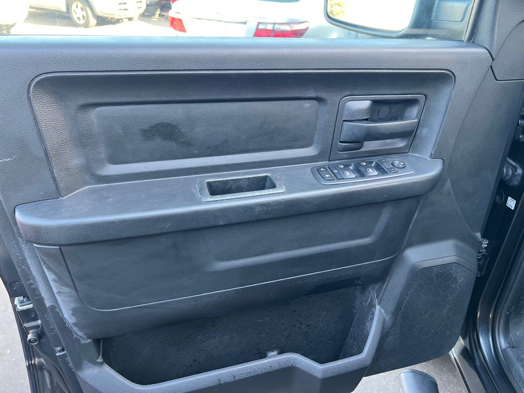 2018 RAM 1500 Image 17