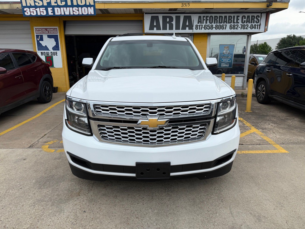 2017 Chevrolet Tahoe Image 2