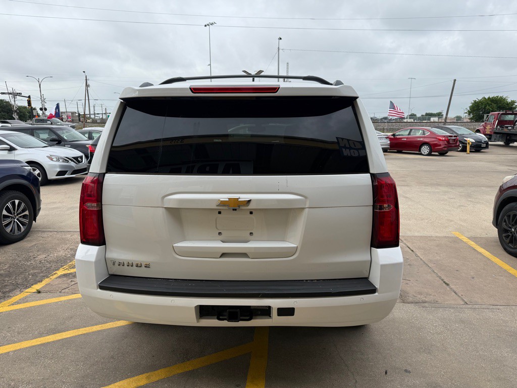 2017 Chevrolet Tahoe Image 5