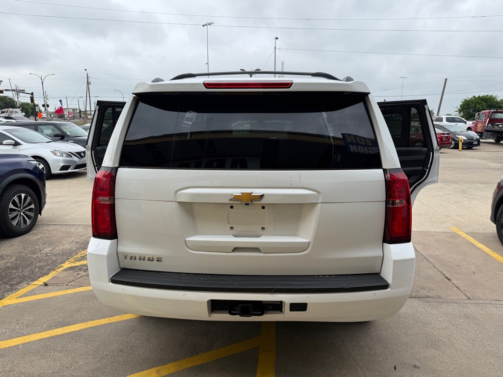 2017 Chevrolet Tahoe Image 11