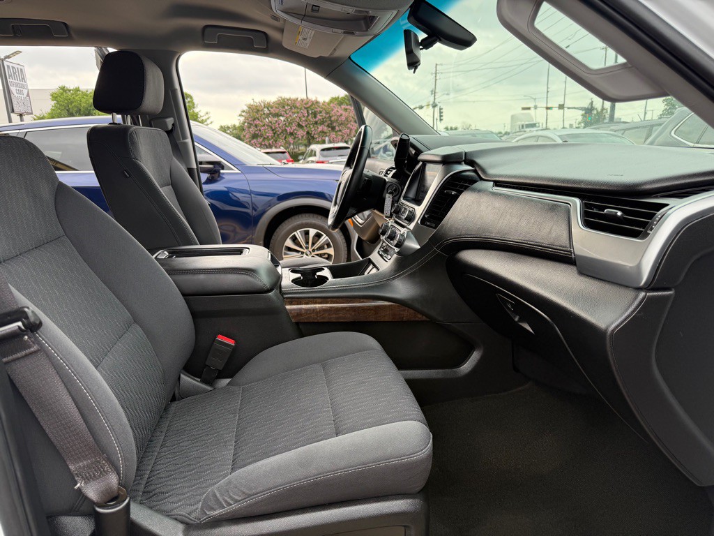 2017 Chevrolet Tahoe Image 13