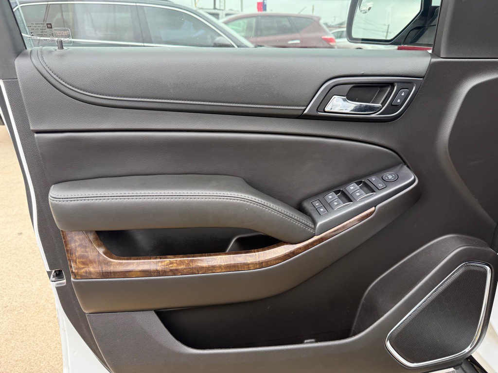 2017 Chevrolet Tahoe Image 19