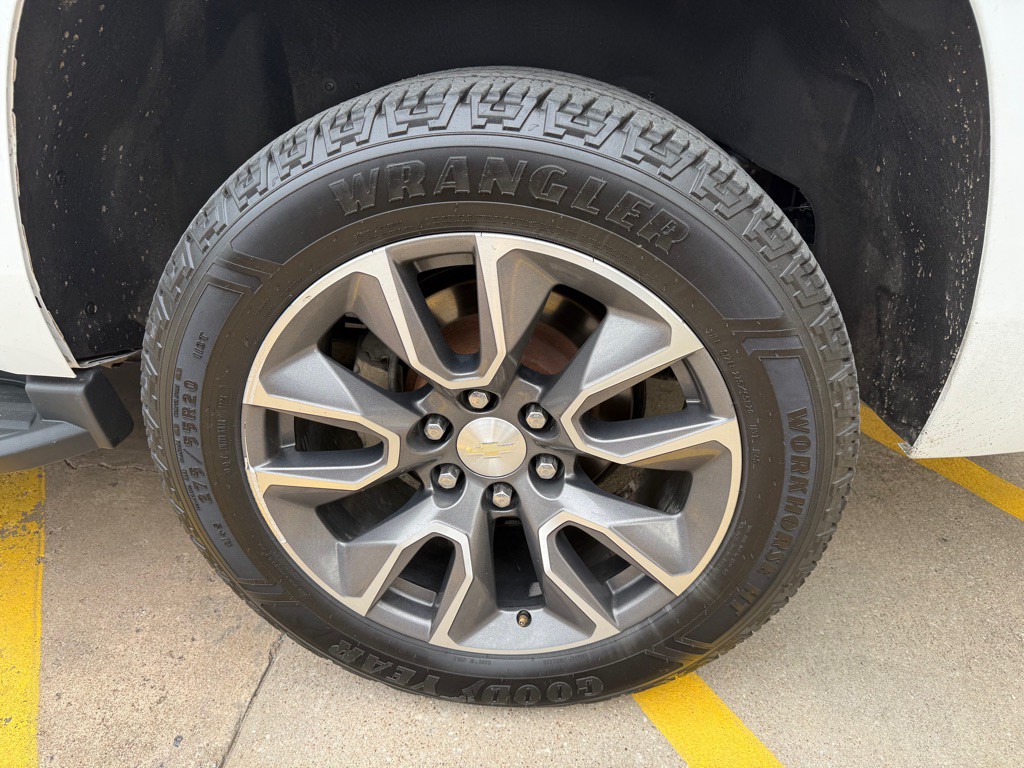 2017 Chevrolet Tahoe Image 28