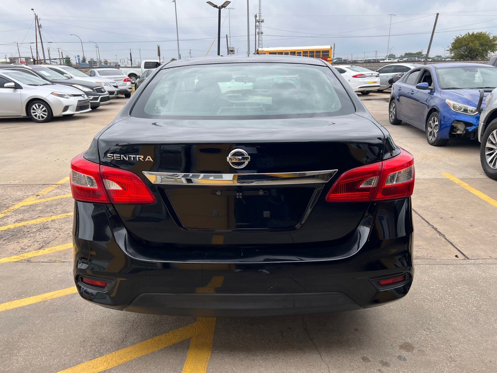 2016 Nissan Sentra Image 5