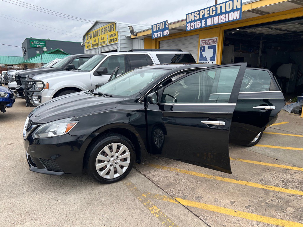 2016 Nissan Sentra Image 9