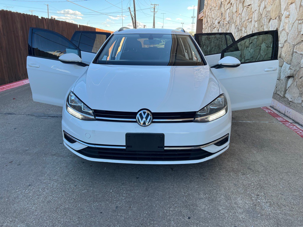 2019 Volkswagen Golf Image 6
